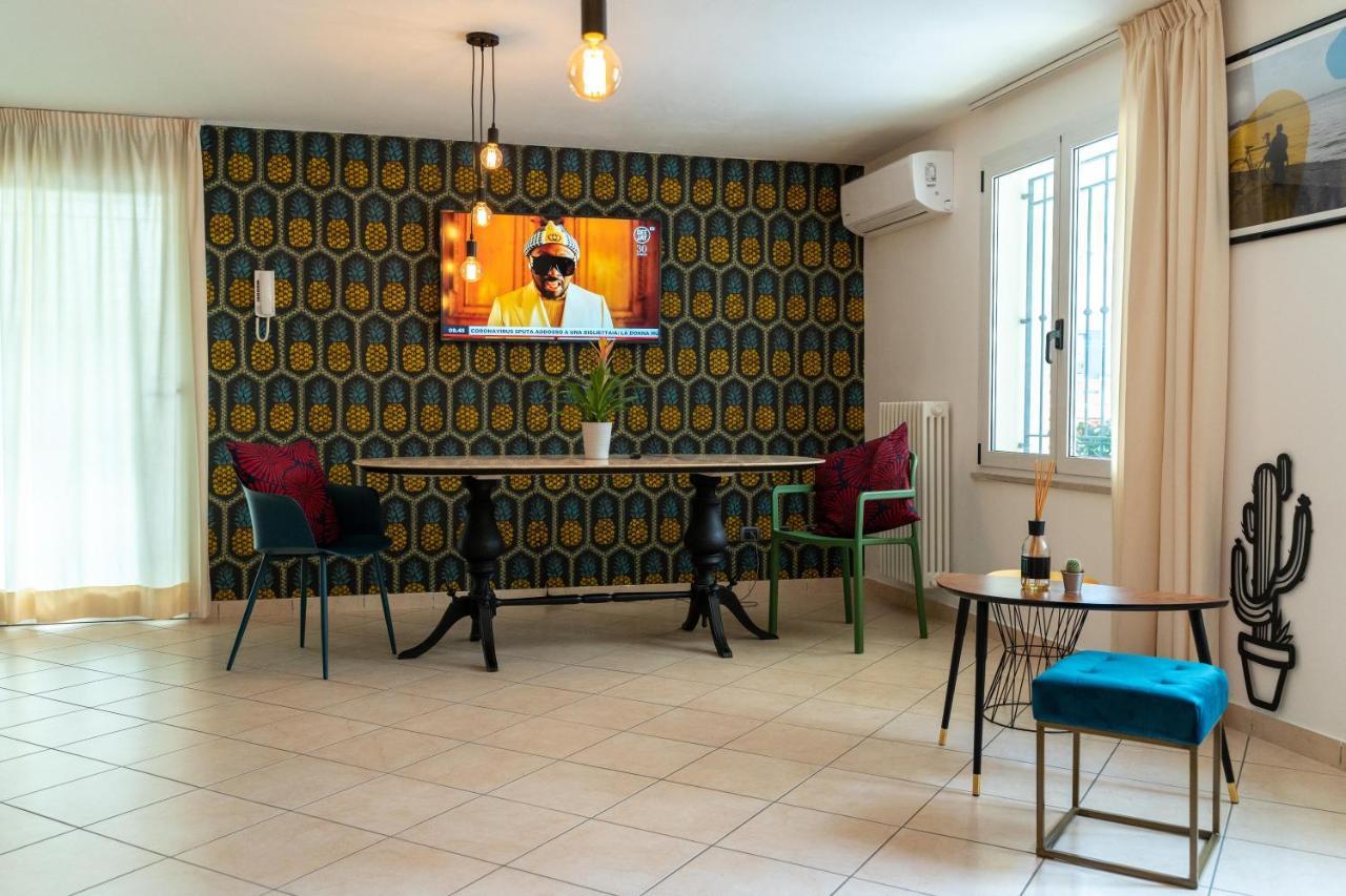 Residence L'Appartamento Римини Екстериор снимка
