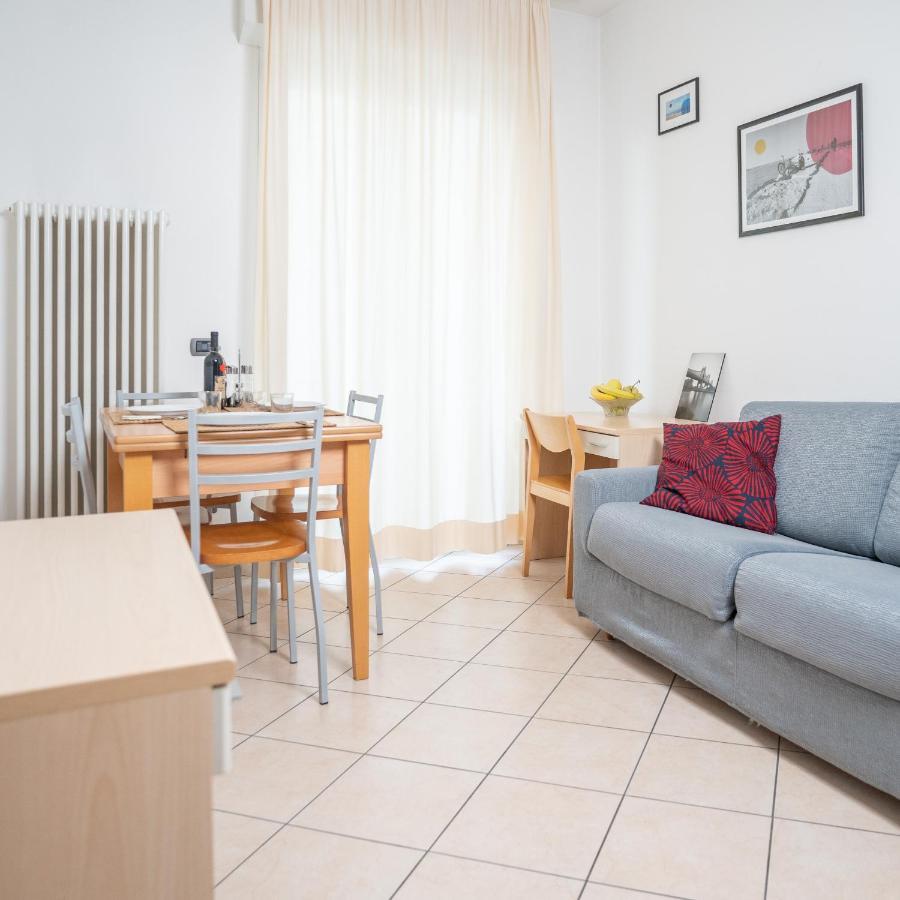 Residence L'Appartamento Римини Екстериор снимка
